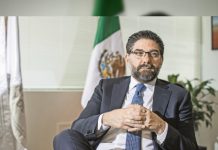 González Aguadé renuncia a la Comisión Nacional Bancaria y de Valores