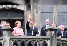 Macron recibe el Premio Carlomagno por su nueva visión de Europa