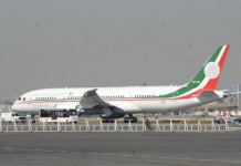 Compradores de ocho países buscan quedarse con el avión presidencial