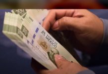 Aumento al salario mínimo contribuye a economía: Esquivel