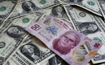 Peso avanza tras datos laborales de EU e inflación local