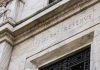 La Fed mantiene sus tasas de interés en decisión dividida