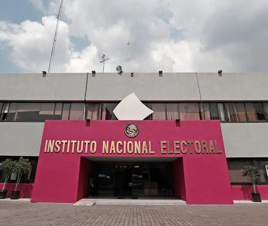 Blanca Cruz García es presidenta provisional del INE