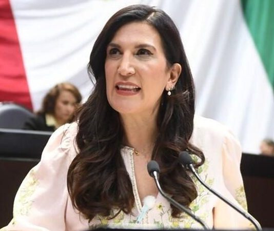 Consulta sobre protección de las audiencias, gran oportunidad para definir si aplica a las mañaneras: Kenia López Rabadán