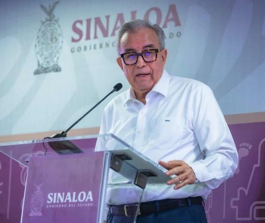 Rubén Rocha Moya solicita licencia indefinida como gobernador de Sinaloa